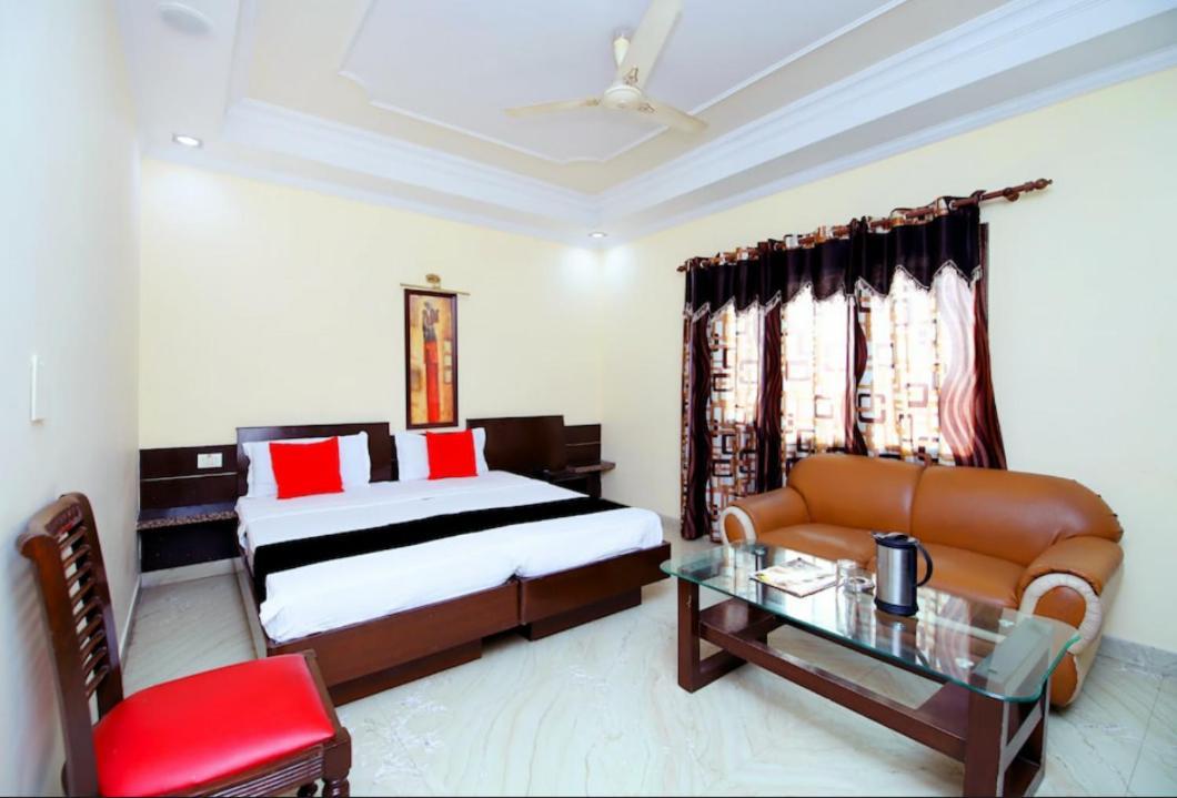Hotel Sanjog International Amritsar Exteriör bild