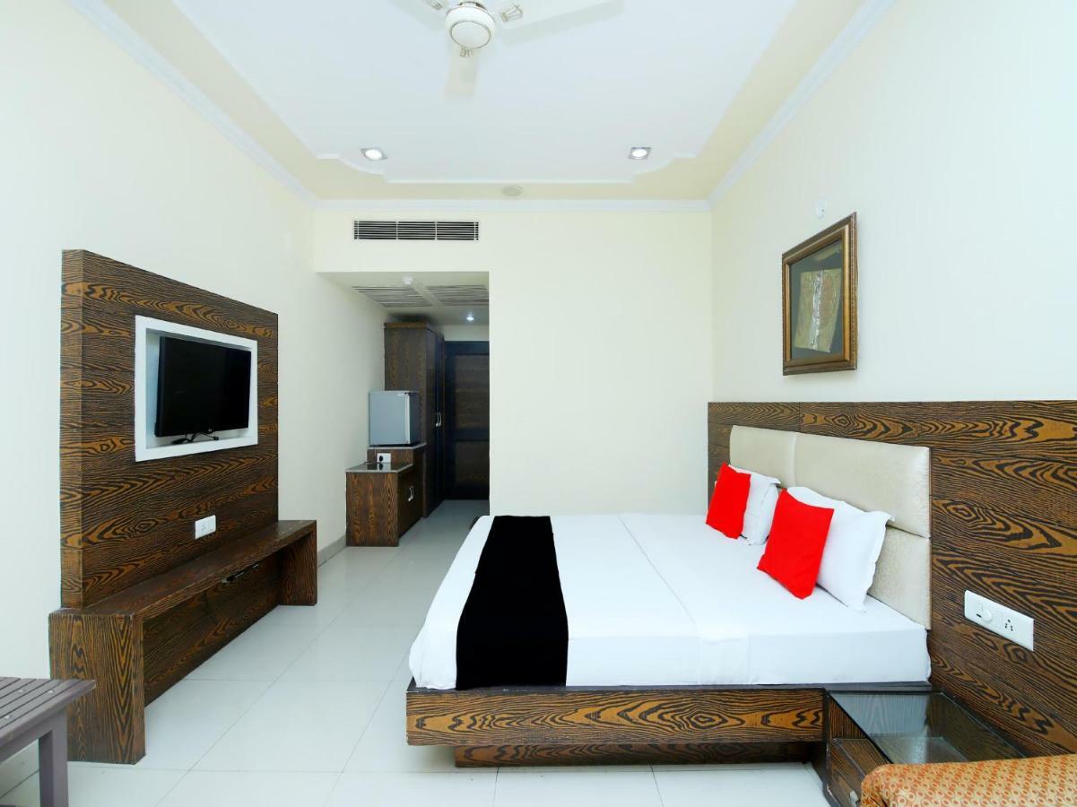 Hotel Sanjog International Amritsar Exteriör bild