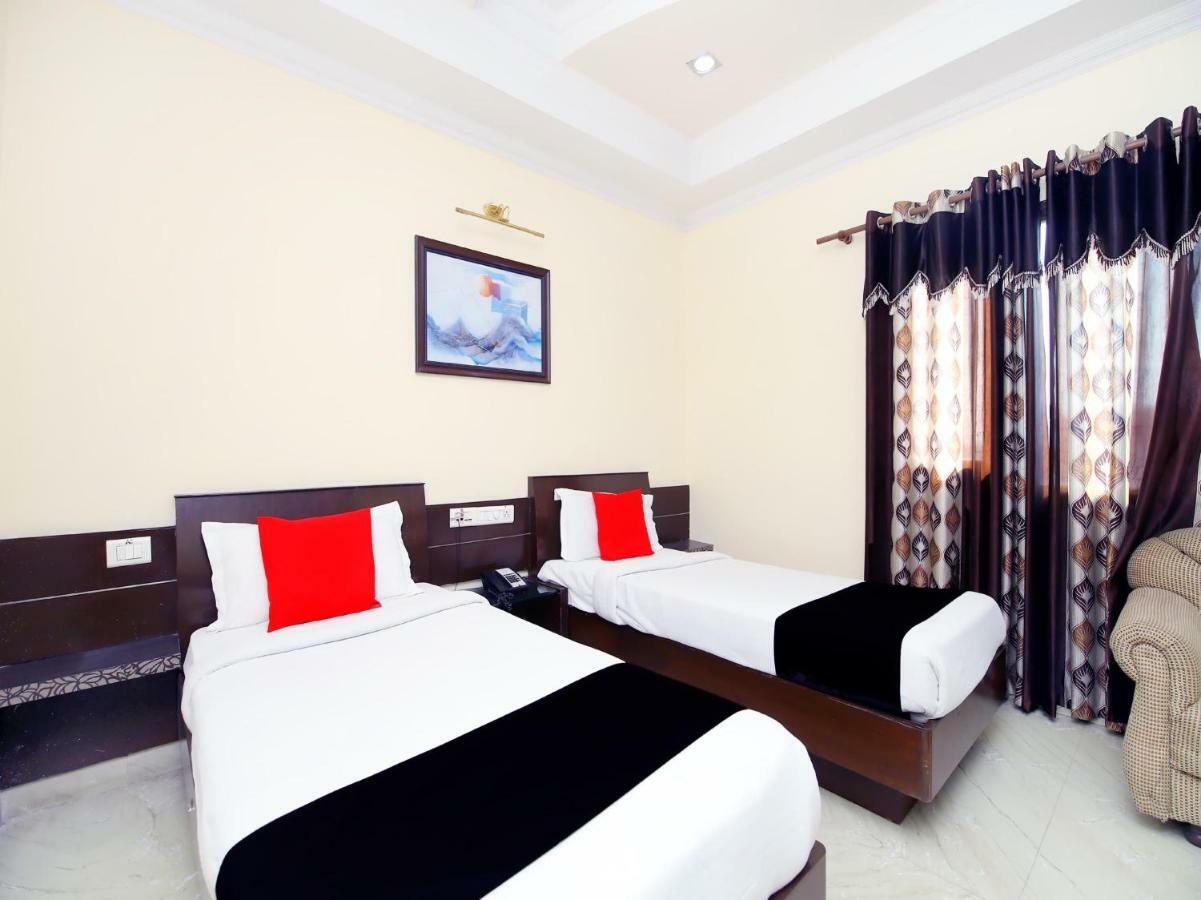 Hotel Sanjog International Amritsar Exteriör bild