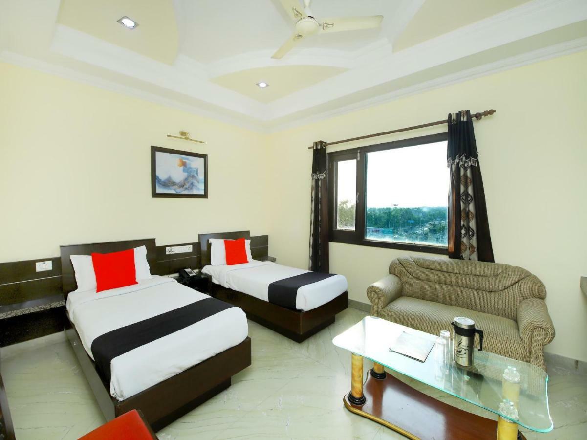 Hotel Sanjog International Amritsar Exteriör bild