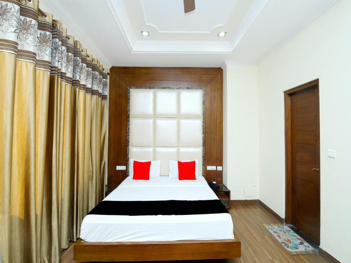 Hotel Sanjog International Amritsar Exteriör bild